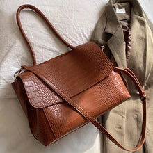  Designer Crocodile Pattern women handbag - Deal Digga