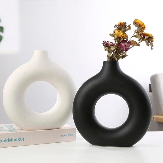 Nordic Circular Ceramic Vase