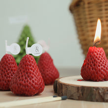  1PC/4PCS Strawberry Soy Wax Candles - Deal Digga