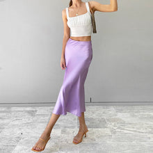  Everleigh | Satin Silk Midi Skirt